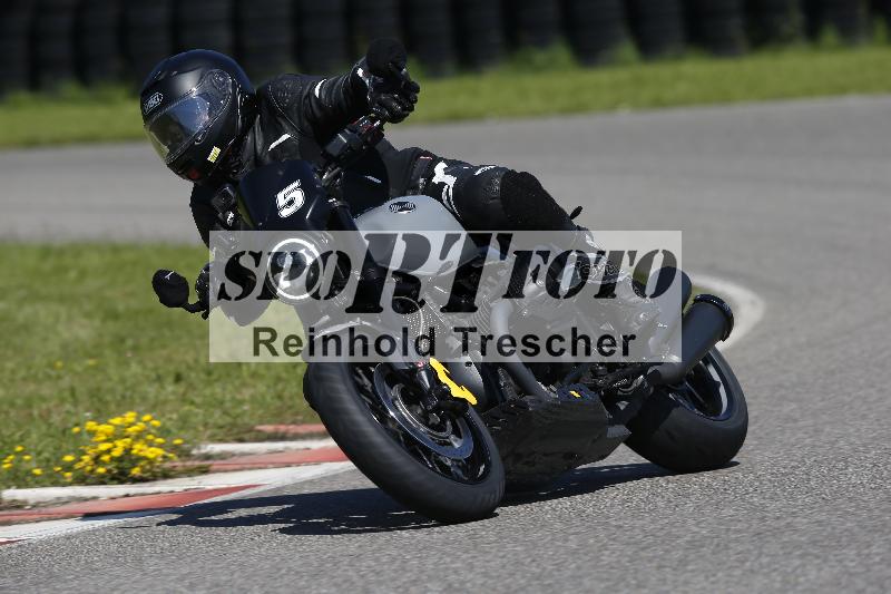 /Archiv-2024/29 12.06.2024 MOTO.CH Track Day ADR/Gruppe gelb/5